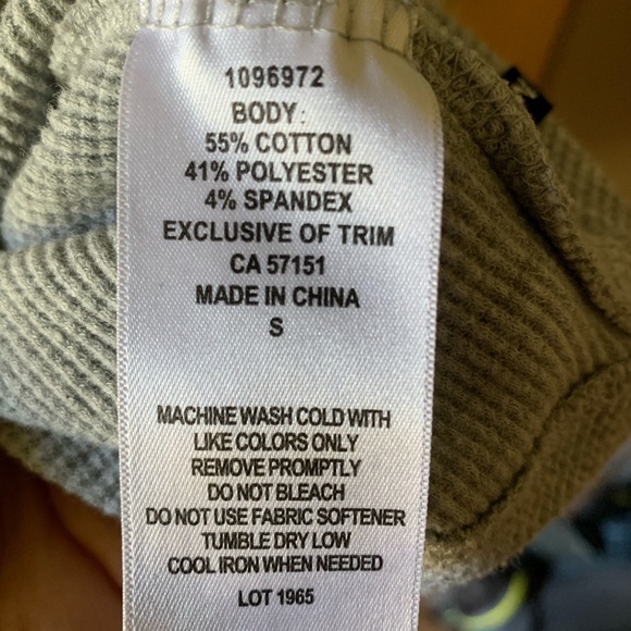 ‼️SOLD‼️MARC NEW YORK long sleeve thermal cowl neck fitted sweater - Picture 6 of 6